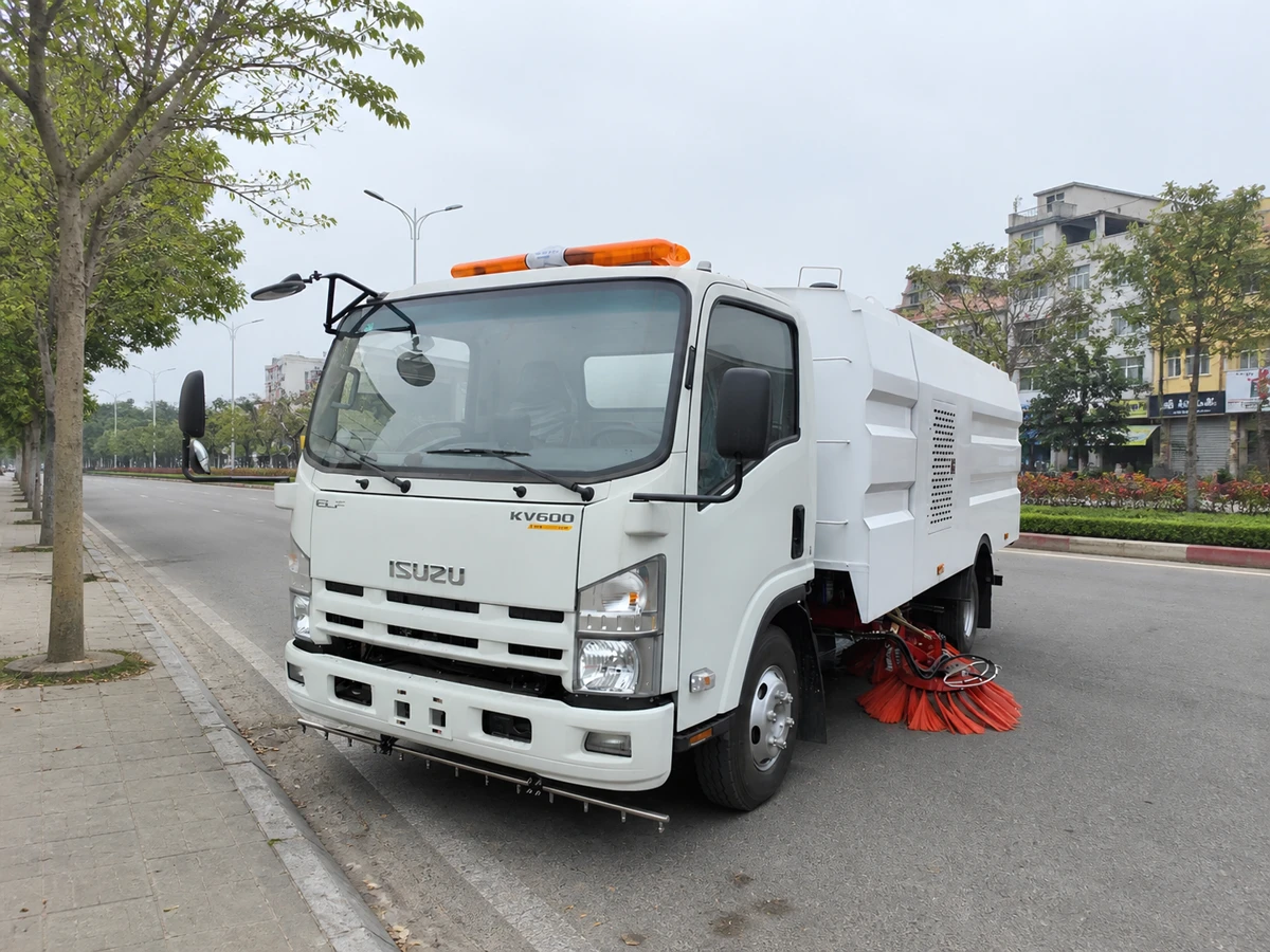 xe-quet-duong-co-xu-ly-bui-min-khong-hieu-dung-truoc-khi-chon-xe