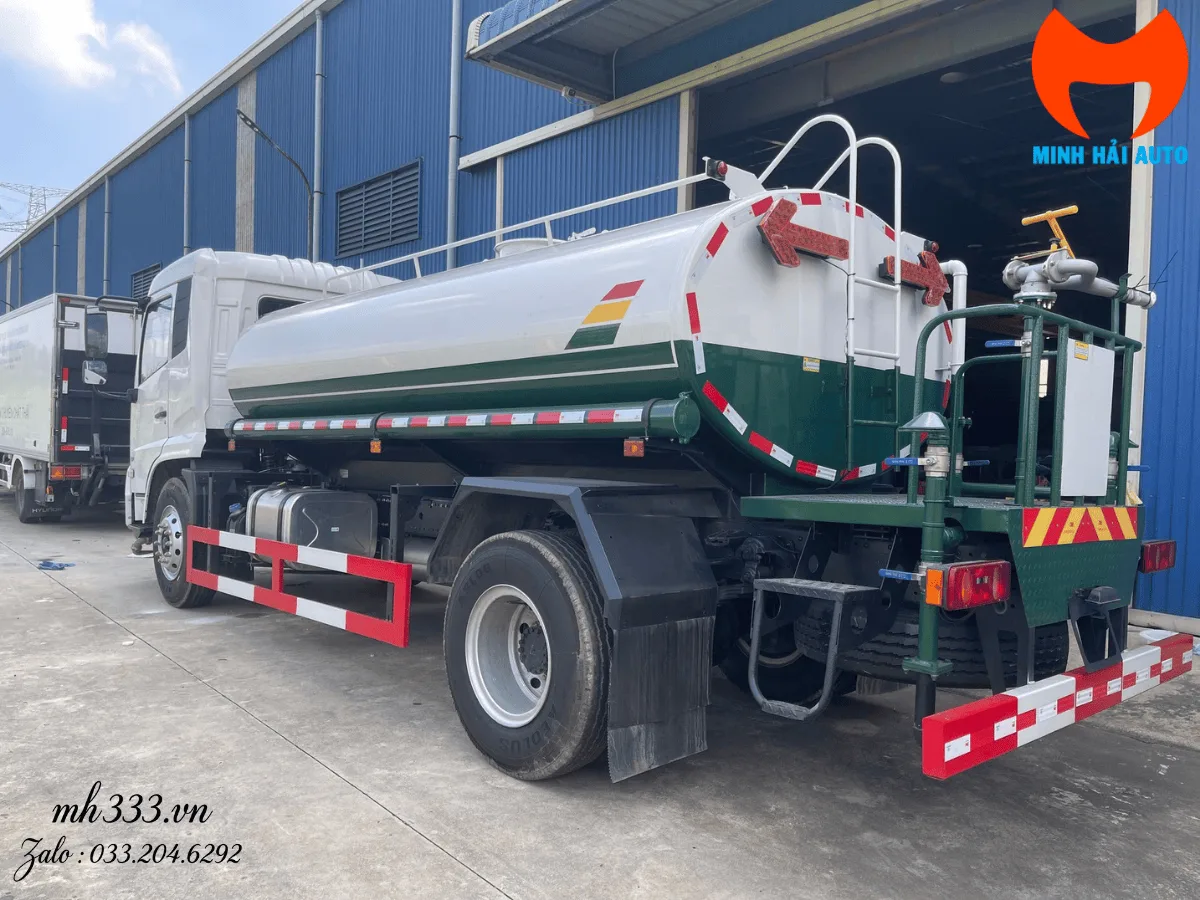 Hệ thống béc phun và súng phun cao áp trên xe téc nước Howo 9 khối