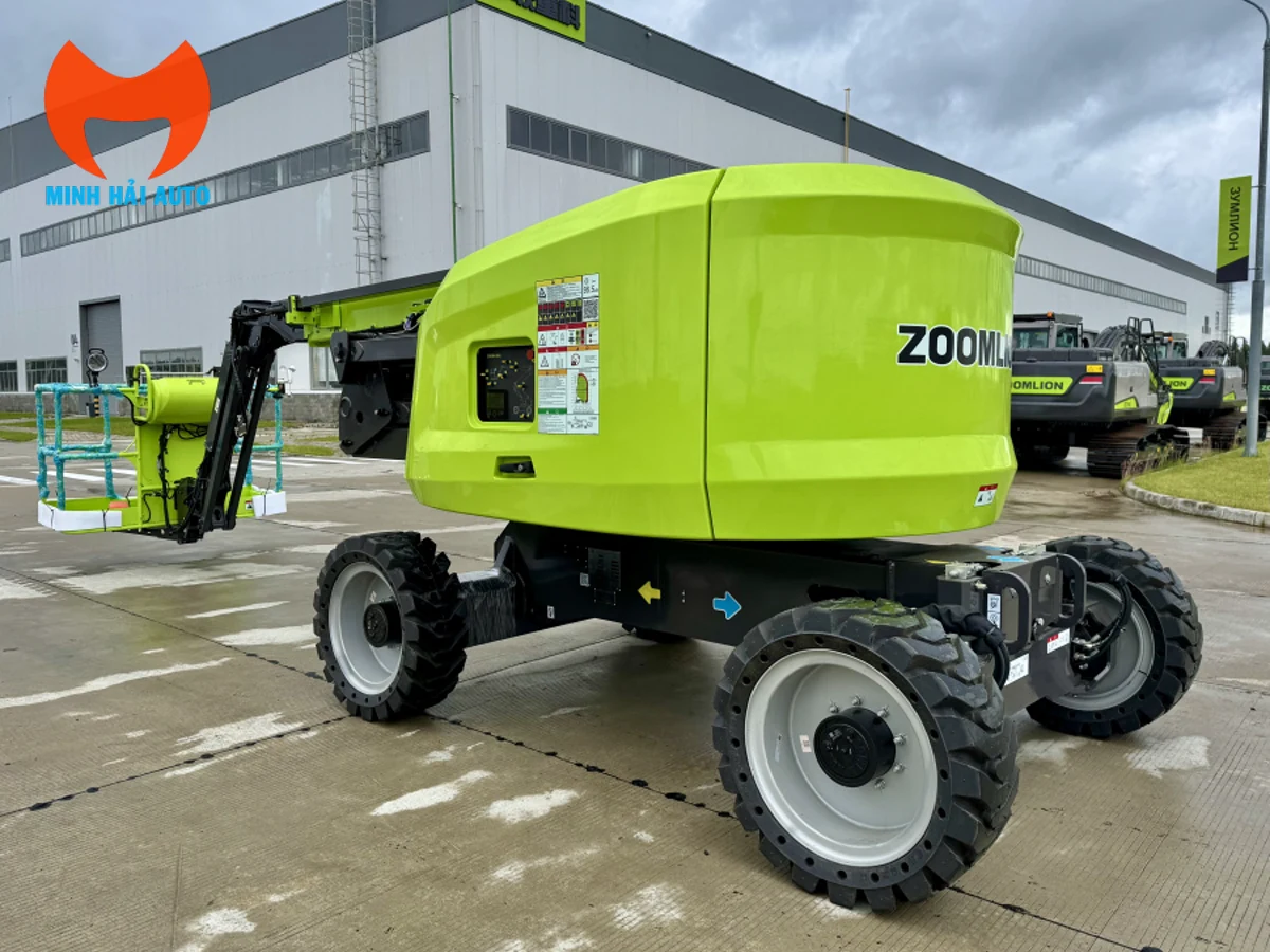 Thân xe, lốp địa hình và giỏ nâng của Zoomlion ZA16J