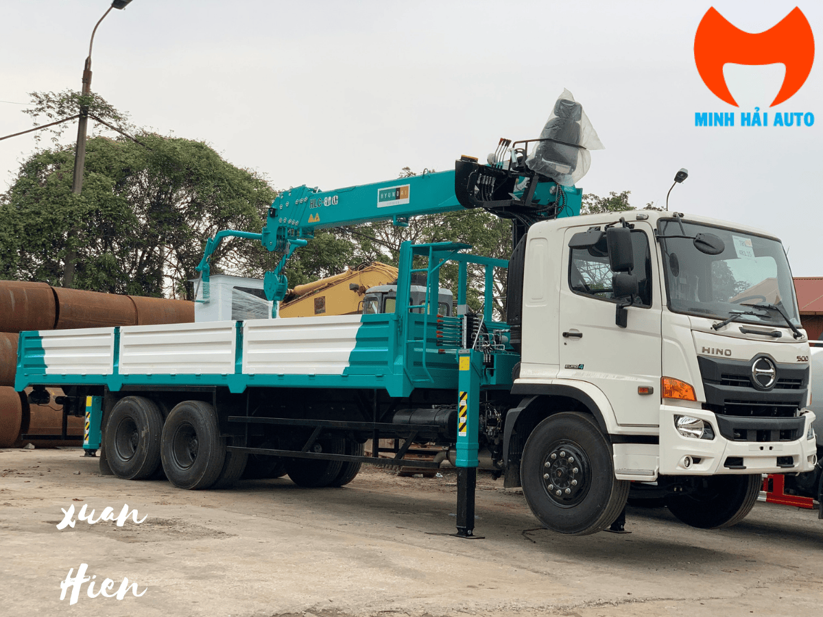 Xe tải Hino 8 tấn FG series trang bị cẩu Hyundai 5 tấn HLC-5014.