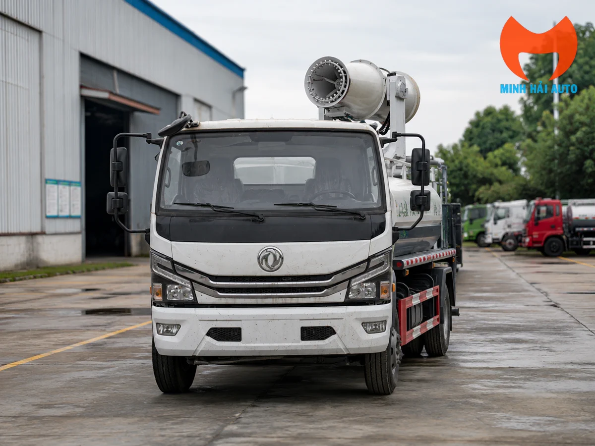 Biến thể bố trí pháo sương trên xe Dongfeng