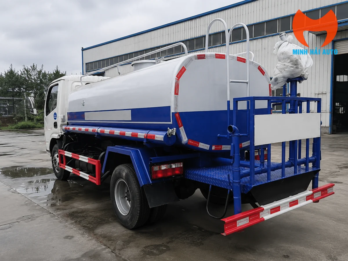Bồn xi téc và sàn thao tác xe phun nước 5,3 khối