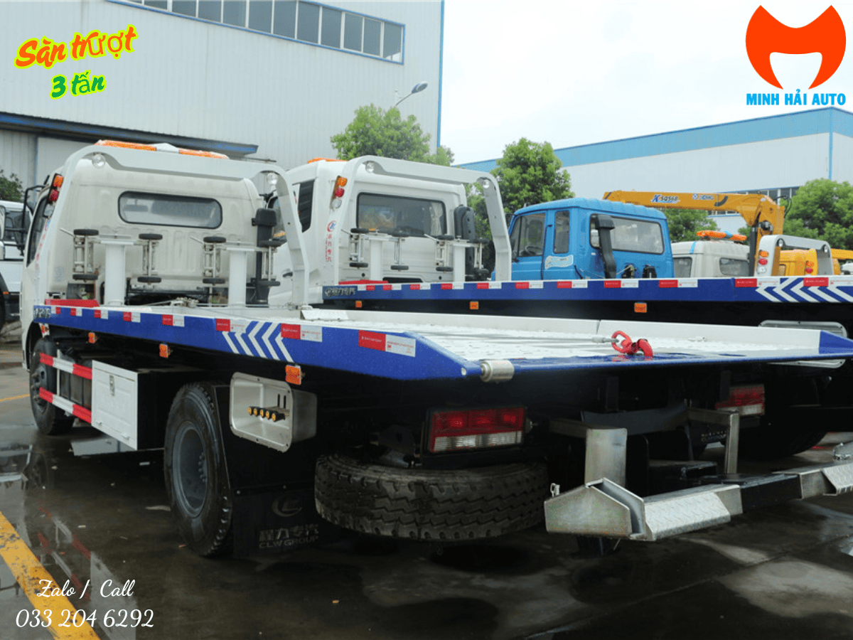 Cabin tiện nghi của xe cứu hộ sàn trượt 3 tấn Dongfeng.