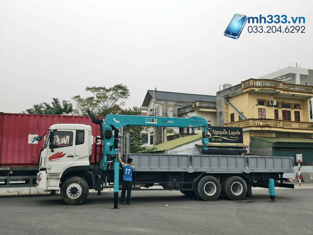Cận cảnh cẩu tự hành 8 tấn Hyundai Everdigm HLC-8016 xuất xứ Hàn Quốc.