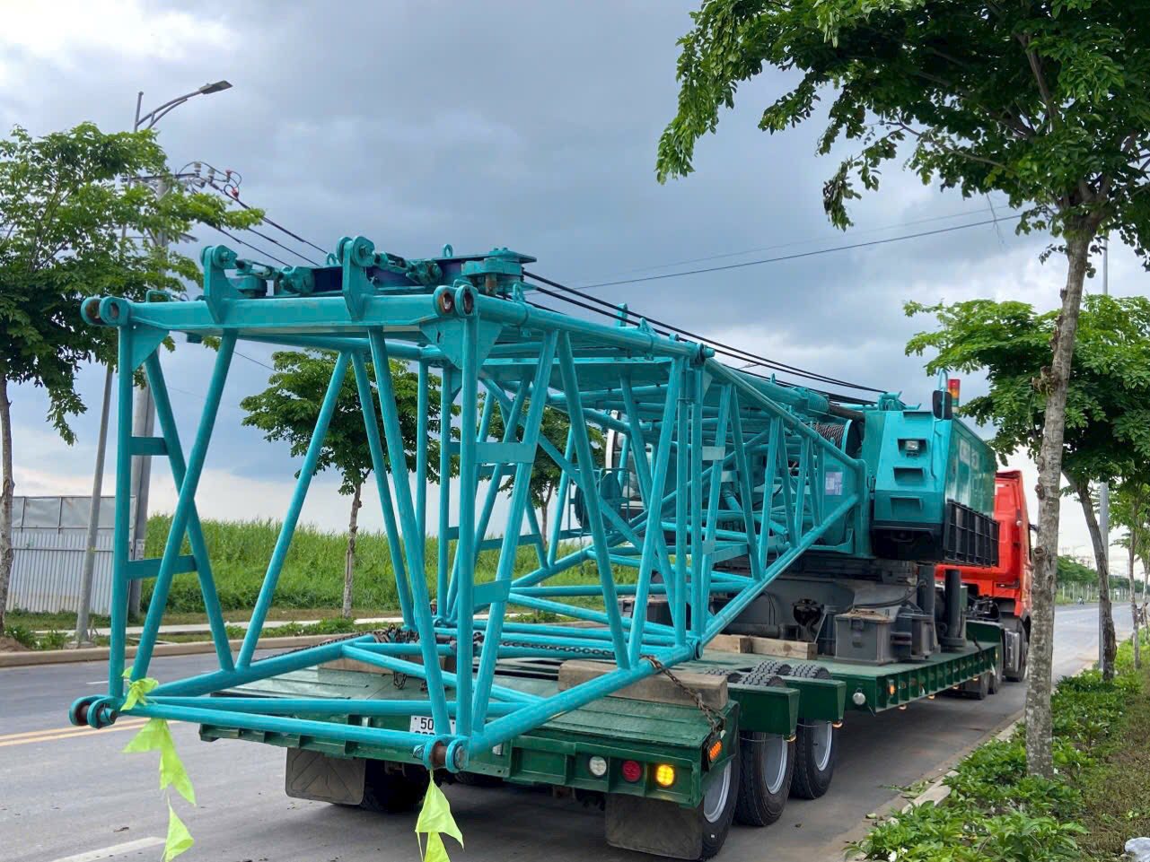 Cẩu Bánh Xích Kobelco 7100