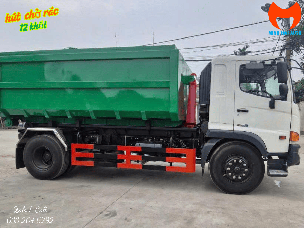 Cơ cấu nâng hạ của xe chở rác Hino 14 khối được sản xuất bởi Minh Hải Auto.
