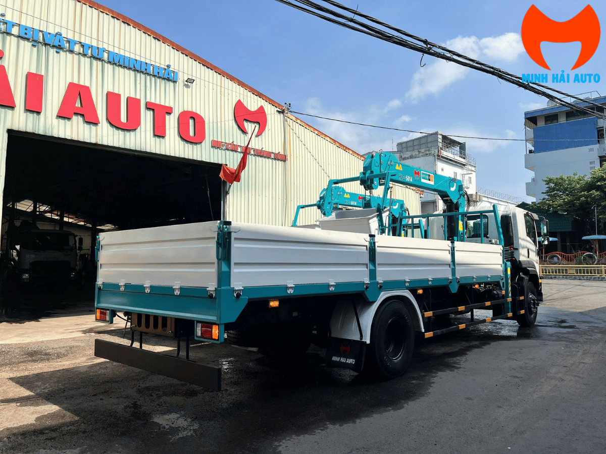 Combo Isuzu FVR 900 và cẩu Hyundai 5 tấn HLC-5014 bàn giao