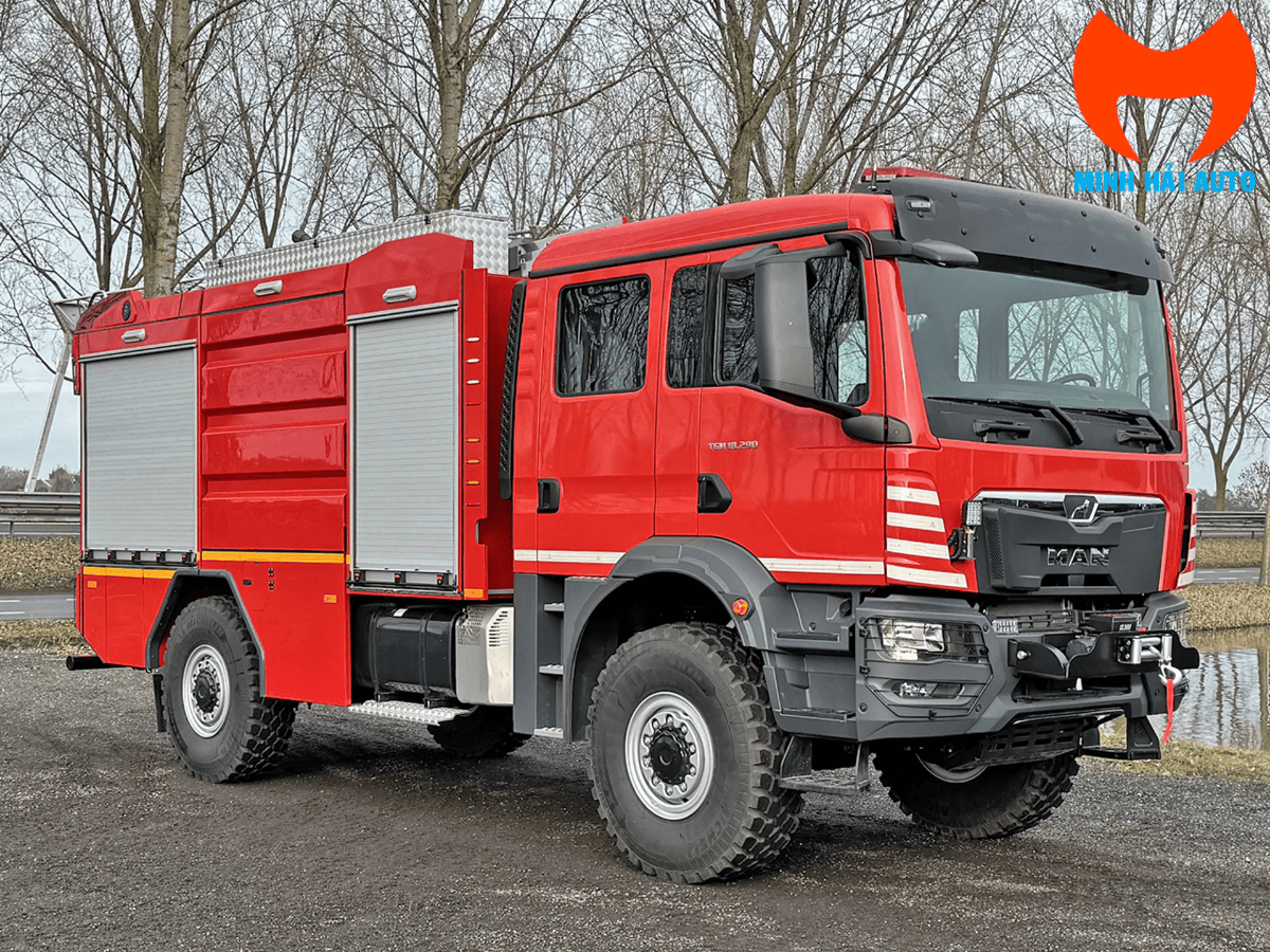 Công nghệ xe chữa cháy điện và hệ thống bọt khí nén CAFS giúp dập tắt đám cháy pin Lithium hiệu quả.