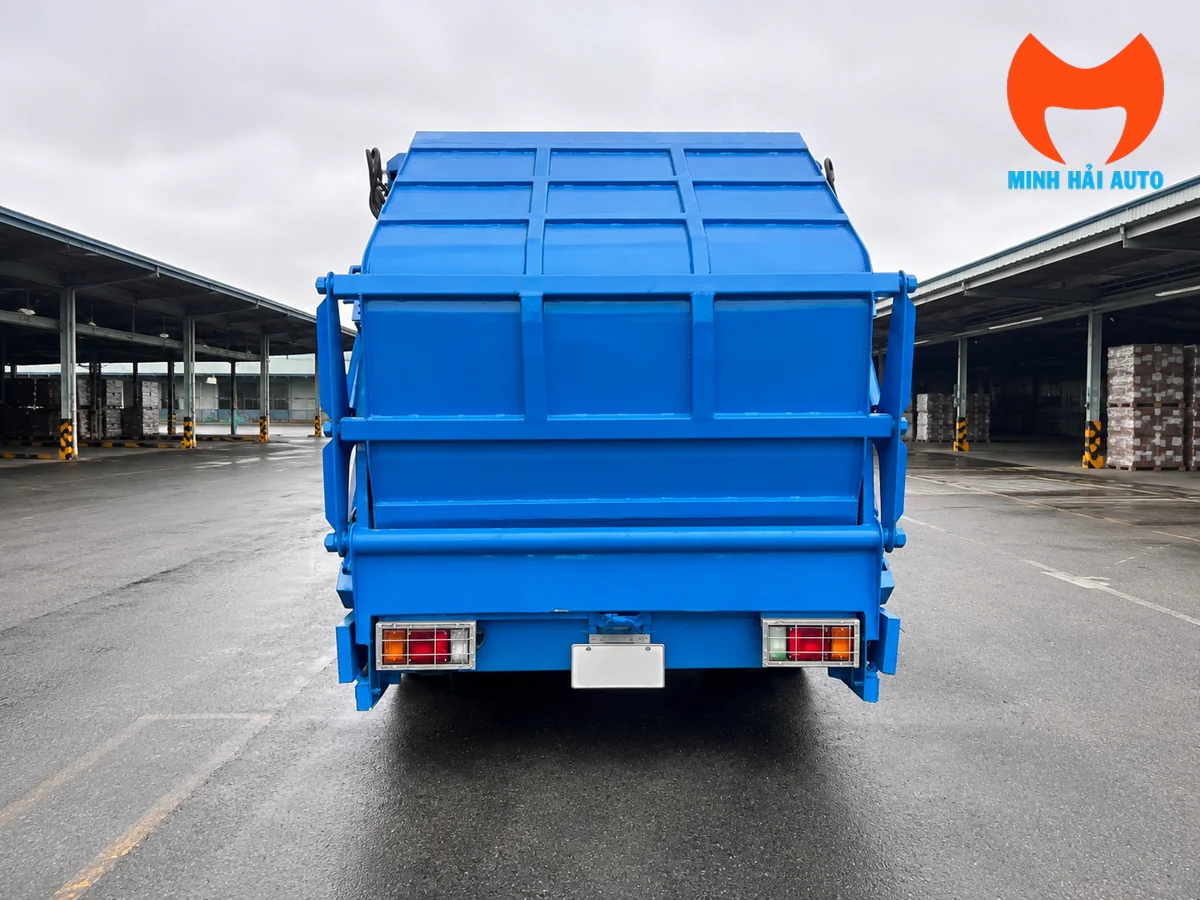 Cụm đuôi tiếp nhận rác của xe ép rác Isuzu