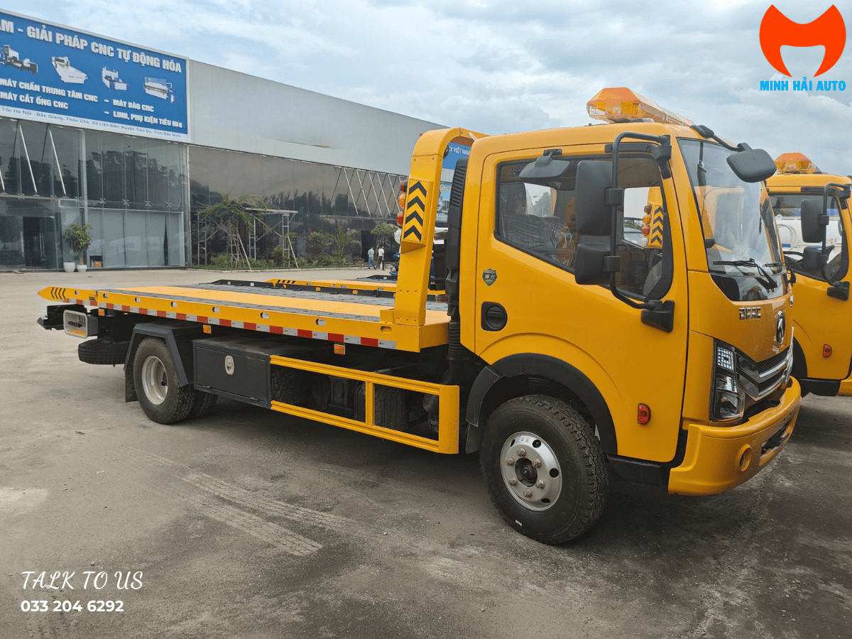 Dàn xe cứu hộ sàn trượt 3.5 tấn được bàn giao cho khách hàng doanh nghiệp.