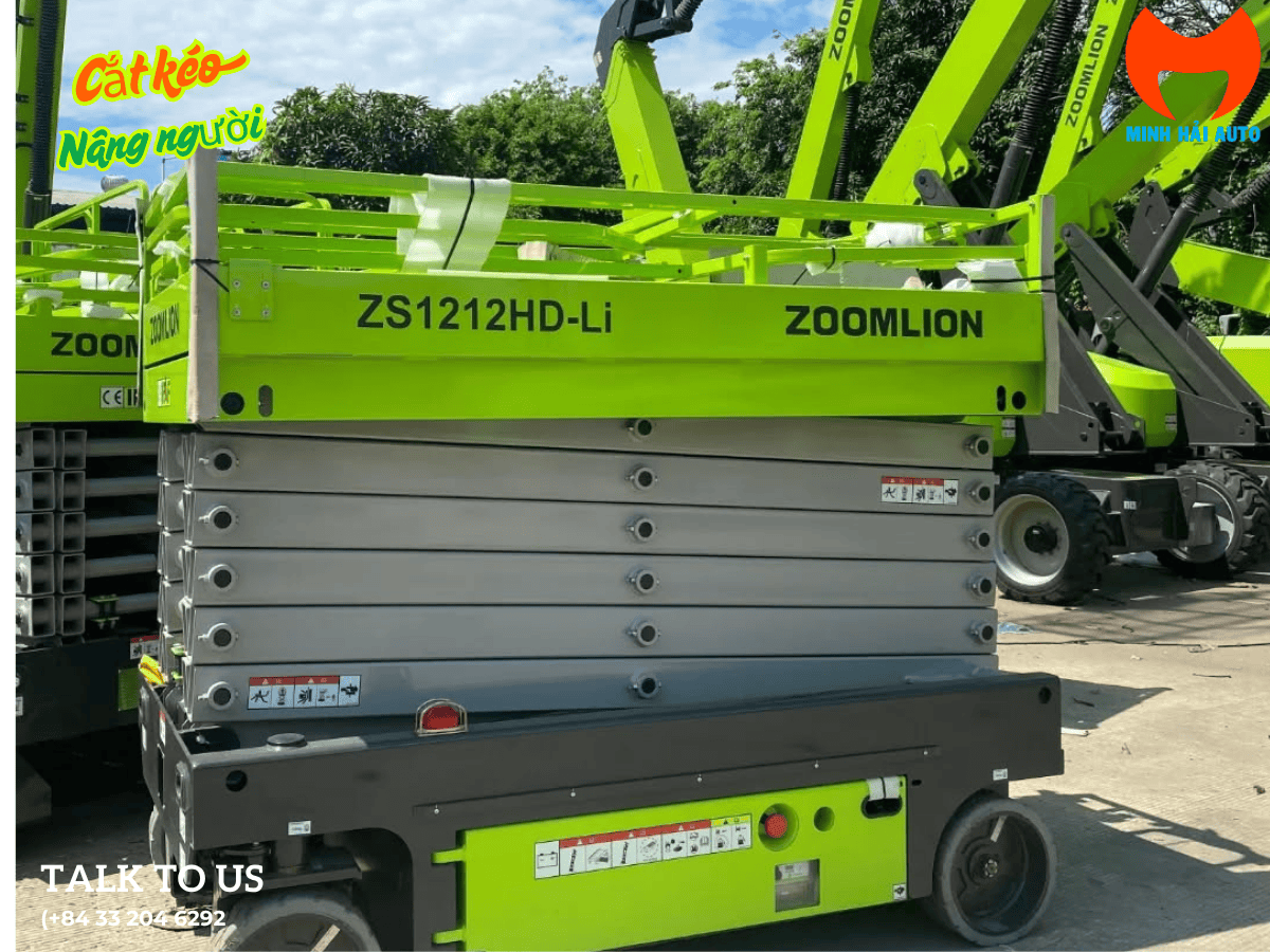 Dàn xe nâng Zoomlion tại kho Minh Hải Auto