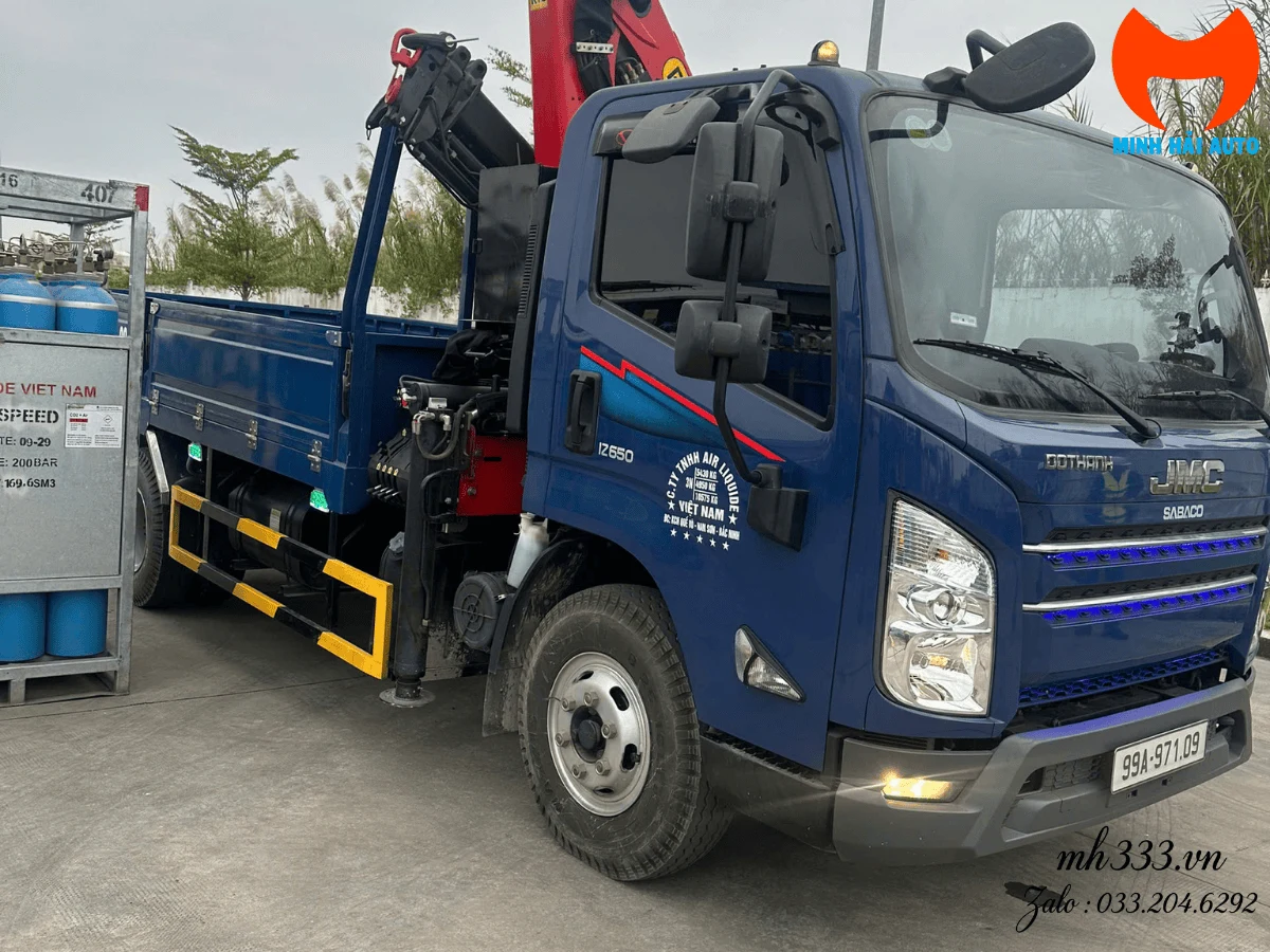 Cabin Đô Thành IZ650 và cẩu Palfinger PK 8500 lắp sau cabin