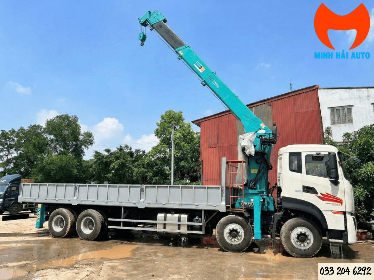 Động cơ ISL9.5-315 E5 của xe tải Dongfeng Hoàng Huy.