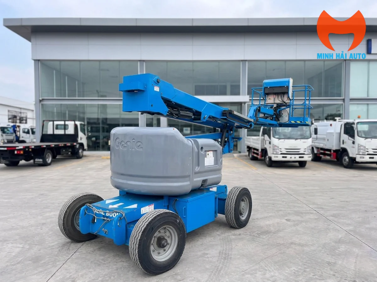 Genie Z-45/25J DC chạy điện khớp gập Genie Z-45/25J DC chạy điện khớp gập làm việc trong không gian chật