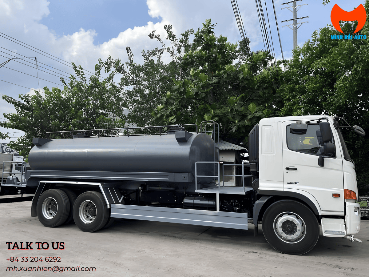 Hệ thống béc phun đa năng, bơm ly tâm nhập khẩu, rửa đường tưới cây