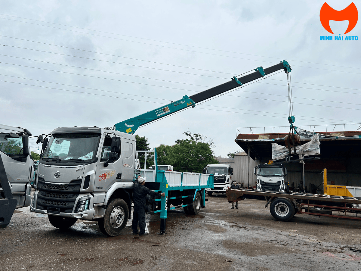 Hệ Thống Thủy Lực FFH (Free Flow Hydraulic) Mạch Kín cẩu hyundai everdigm