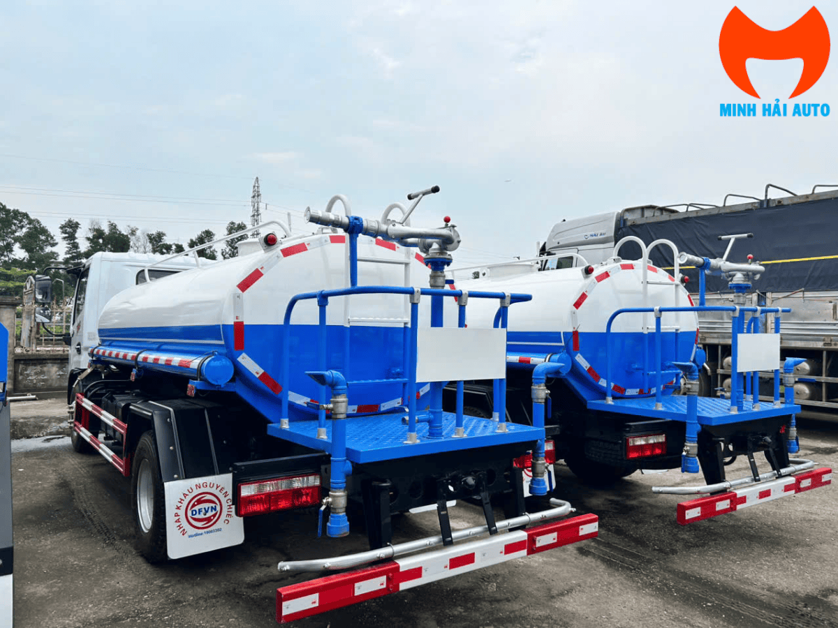 Hệ thống bơm phun chuyên dụng hiệu suất cao của xe xi téc nước Dongfeng 5300 lít