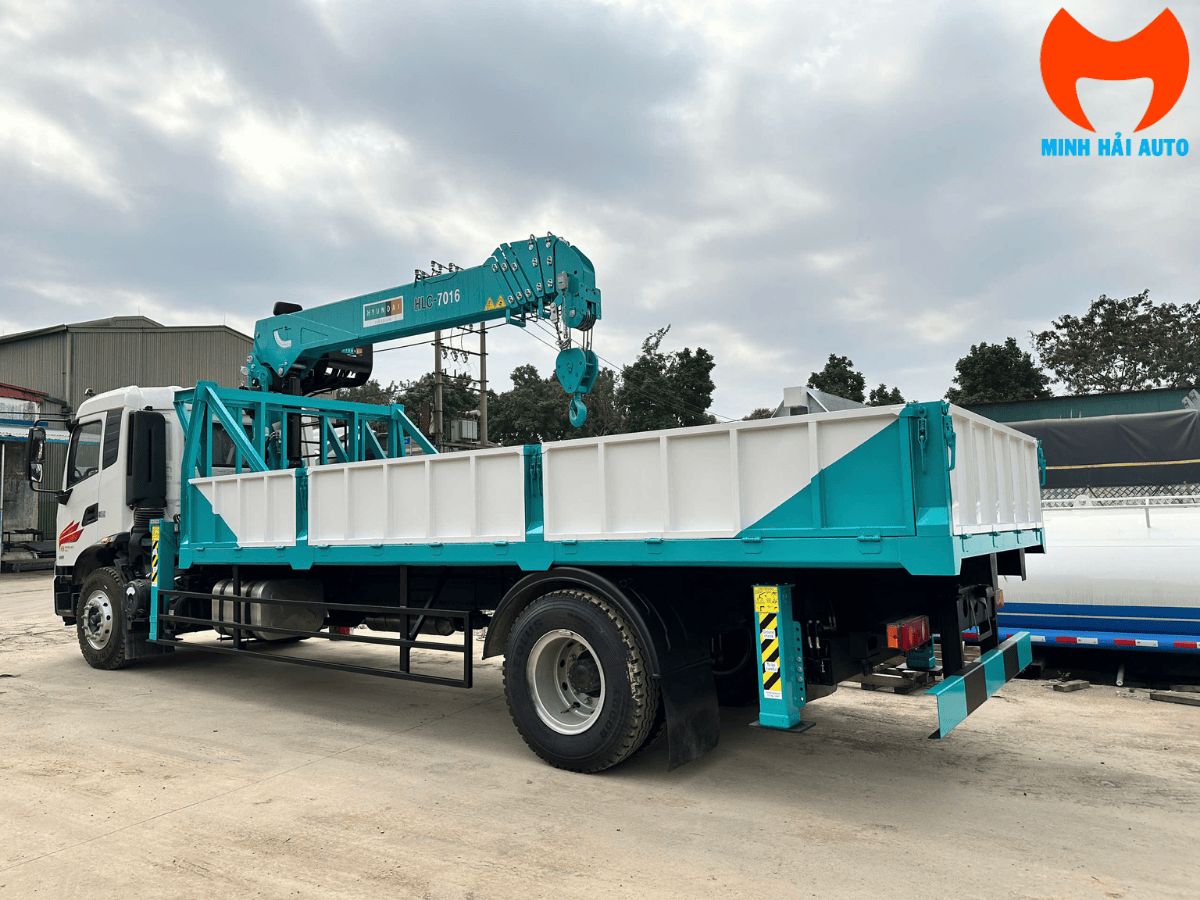 Hệ thống cần cẩu 6 đốt thủy lực vươn xa linh hoạt