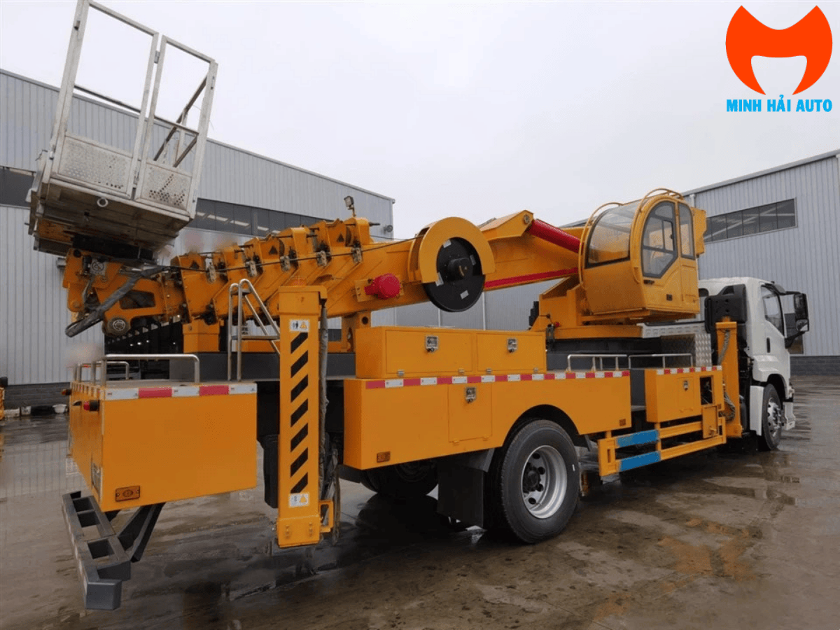 Hệ thống cần nâng và chân chống xe Shacman 40m