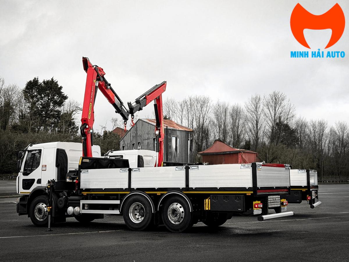 Hệ thống chân chống thủy lực xe cẩu Palfinger Minh Hải