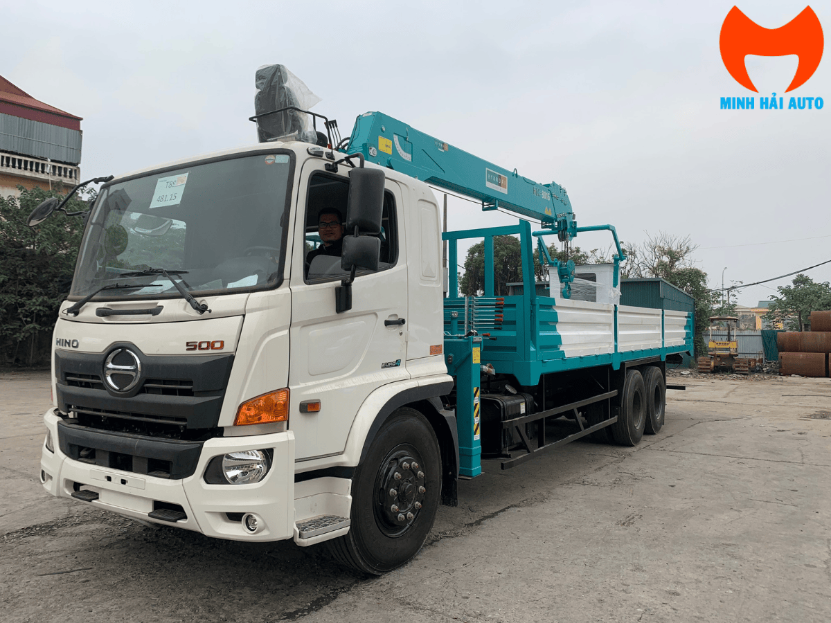 Hinh anh xe tai Hino 24 tan thung 8 met gan cau tu hanh Hyundai 8 tan HLC-8016