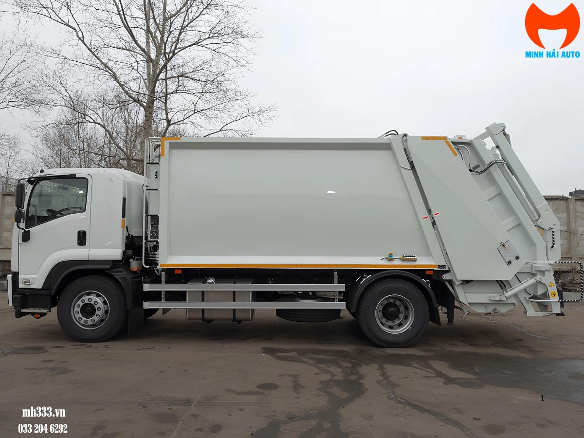 Thân xe và thùng ép rác Isuzu nhìn từ bên hông