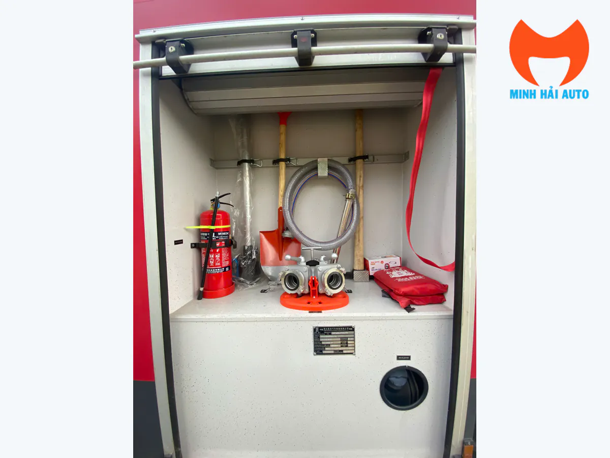 Khoang phụ kiện xe chữa cháy mở cửa, chứa dụng cụ, cuộn ống và bình chữa cháy