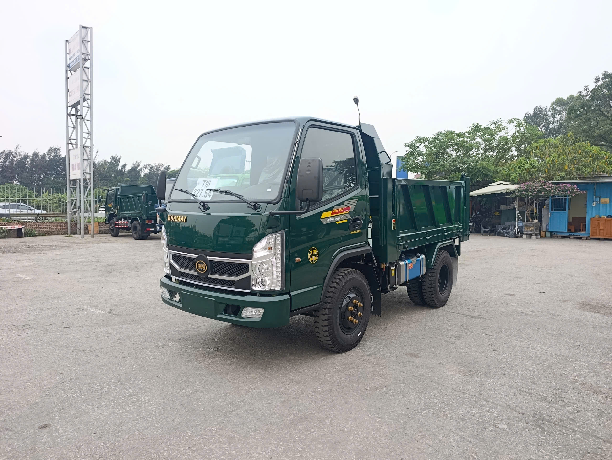 Khung gầm và động cơ Weichai trên xe ben Hoa Mai 3.48 tấn