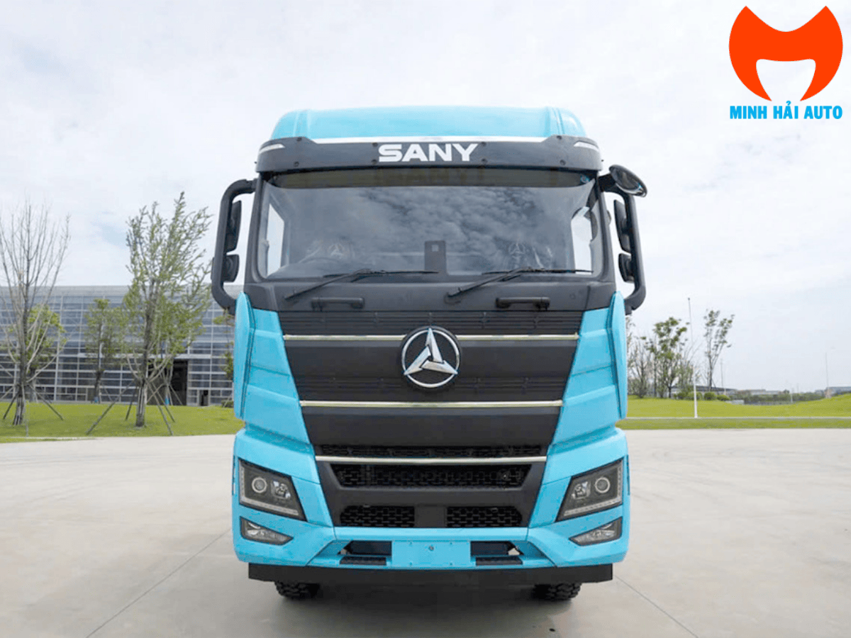 Nội thất cabin xe đầu kéo điện SANY