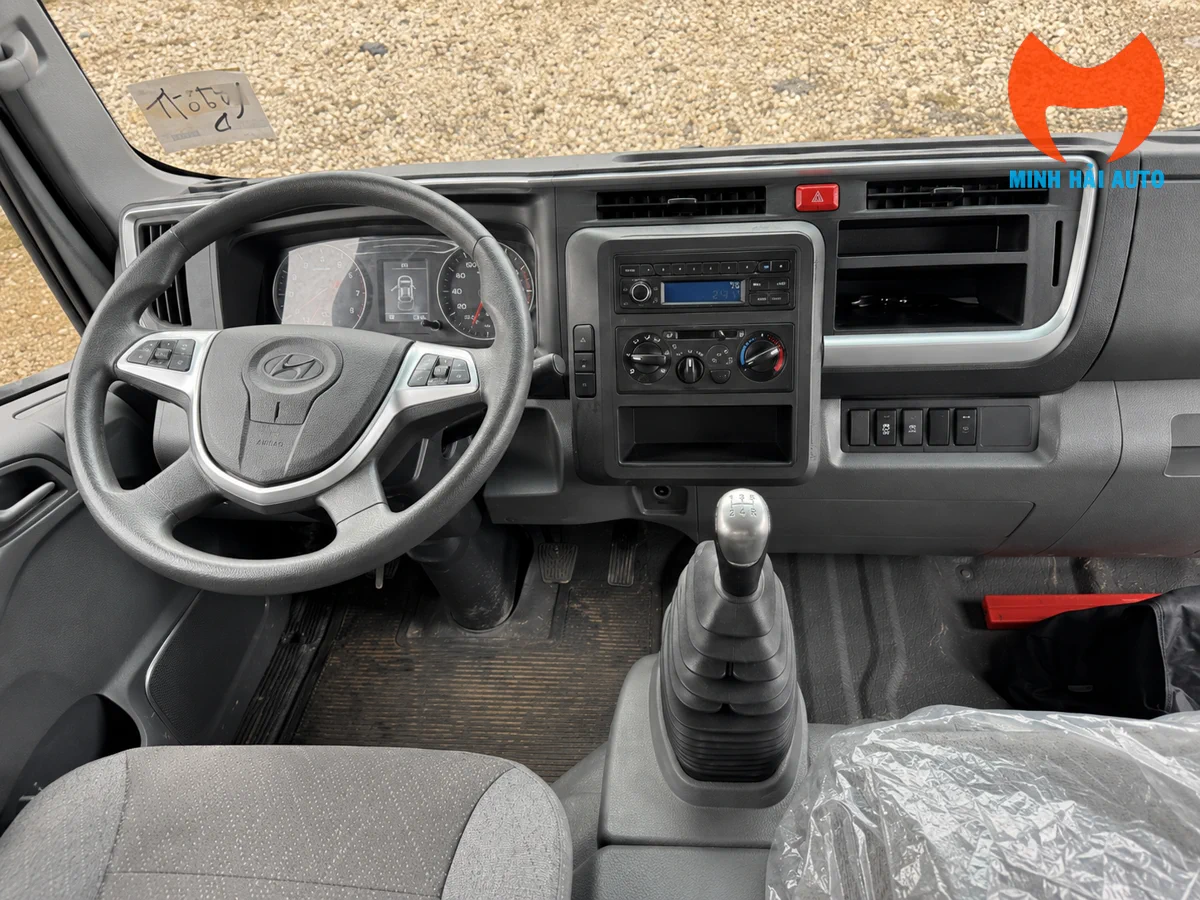 Nội thất cabin xe ép rác Fulongma 10 khối nền JAC N120