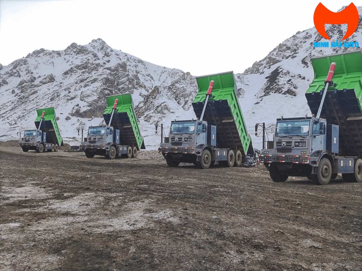 Xe tải ben mỏ 90 tấn