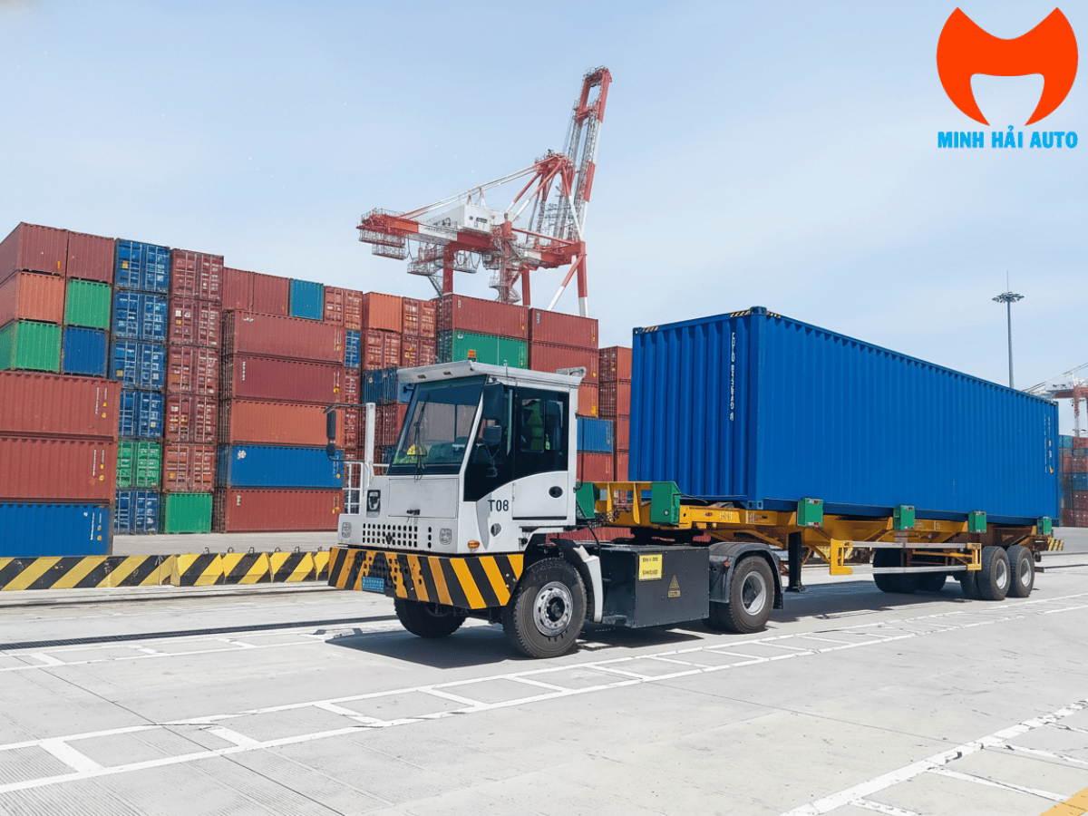 So sánh chi phí xe đầu kéo điện XCMG XPT75E và xe diesel trong cảng container