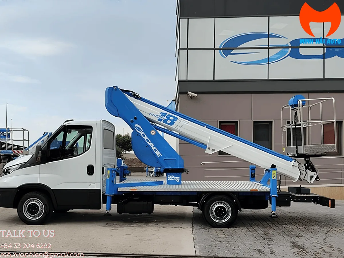 Xe nâng người Socage 18T SPEED với cần ống lồng trên xe tải