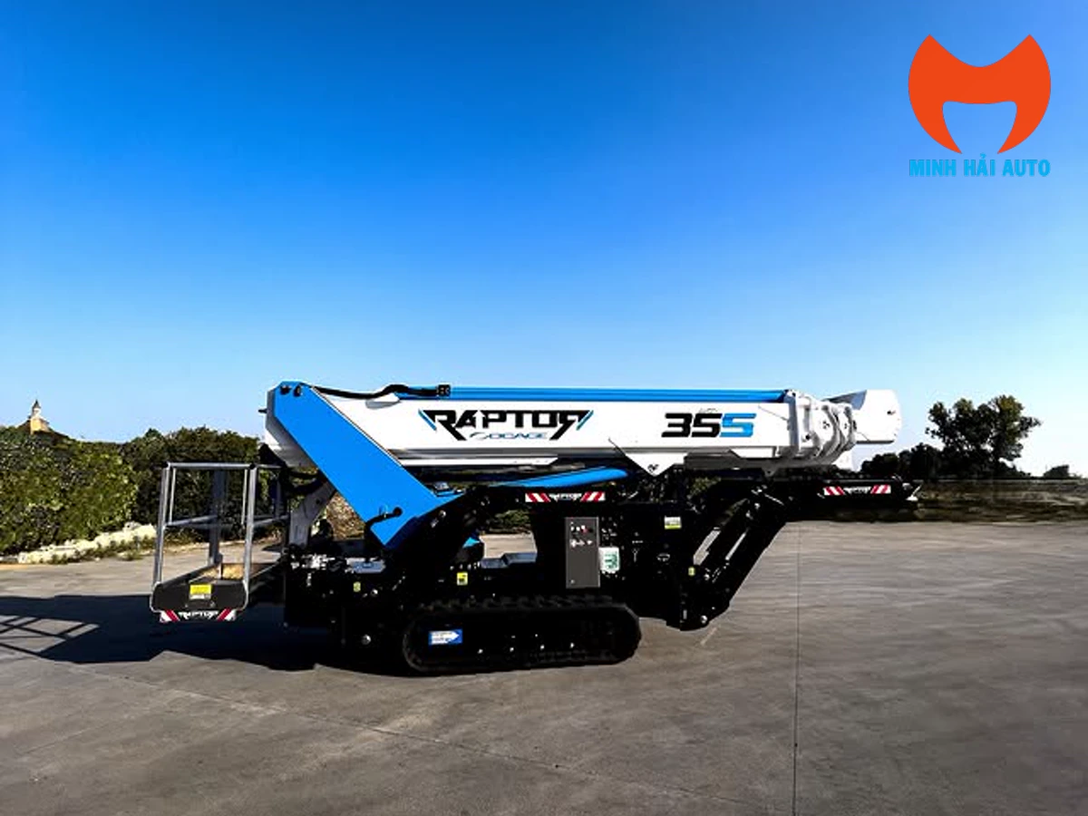 Socage Raptor 35S với hệ cần thu gọn trên bánh xích