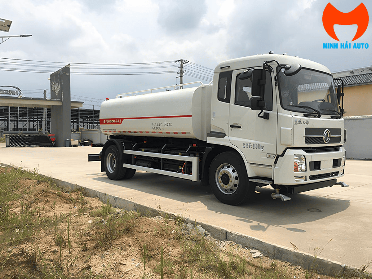 Súng phun cao áp trên xe rửa đường điện