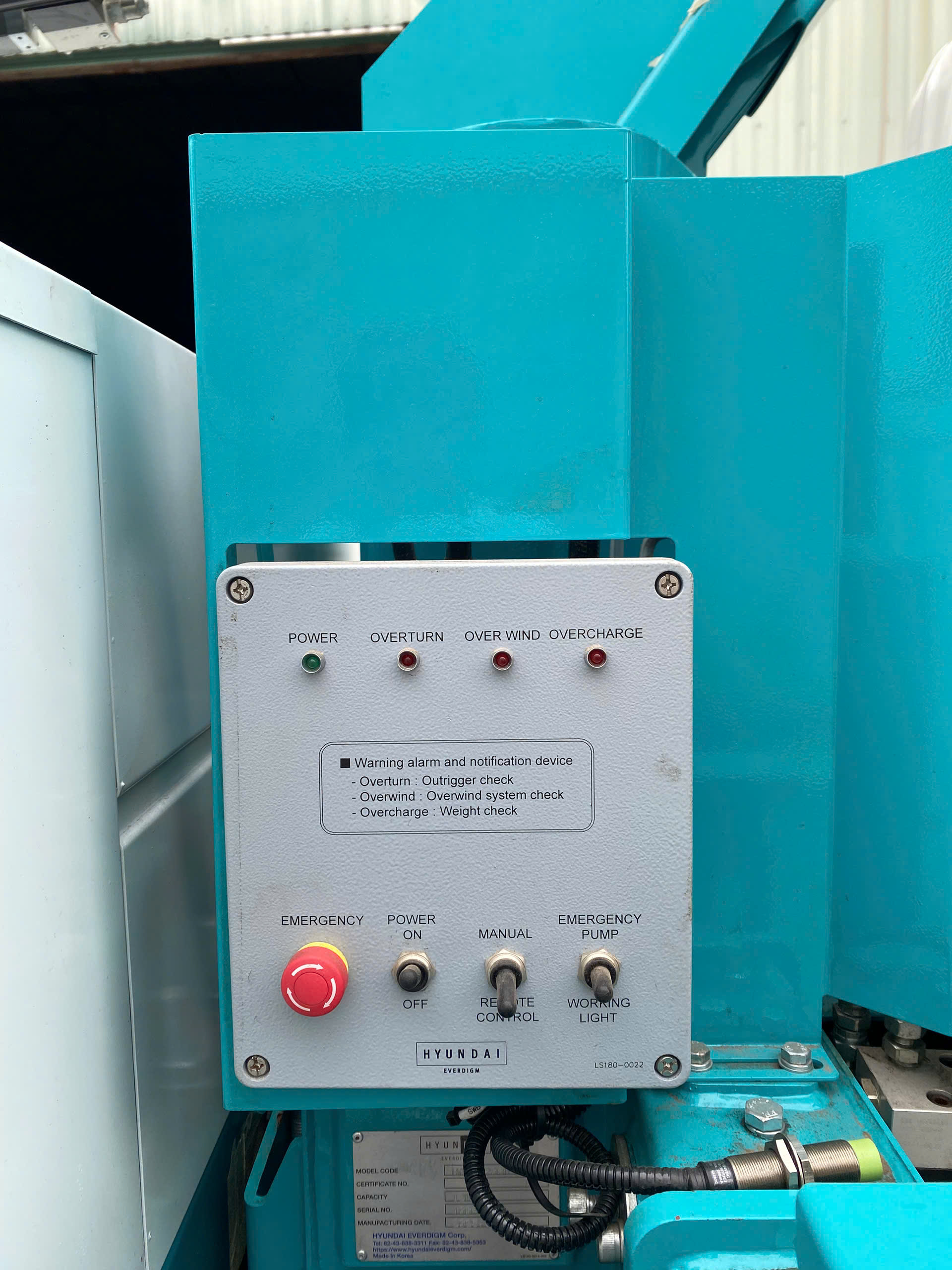 Thang Nâng Hyundai Everdigm HAP-1200M