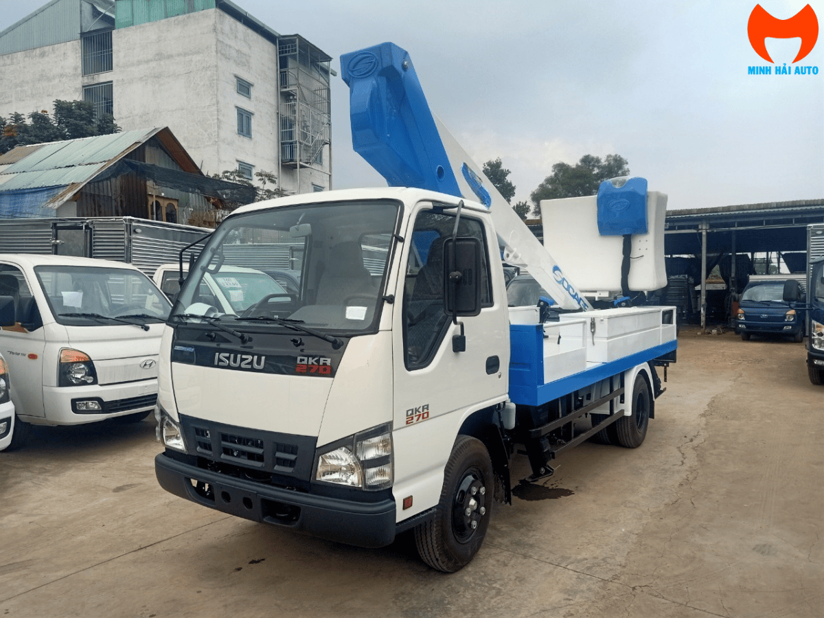 Toàn cảnh xe thang nâng người 20m trên xe tải ISUZU QKR.