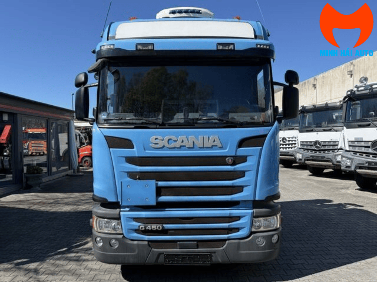 Ứng dụng thực tế của đầu kéo Scania G450 gắn cẩu Palfinger trong xây dựng