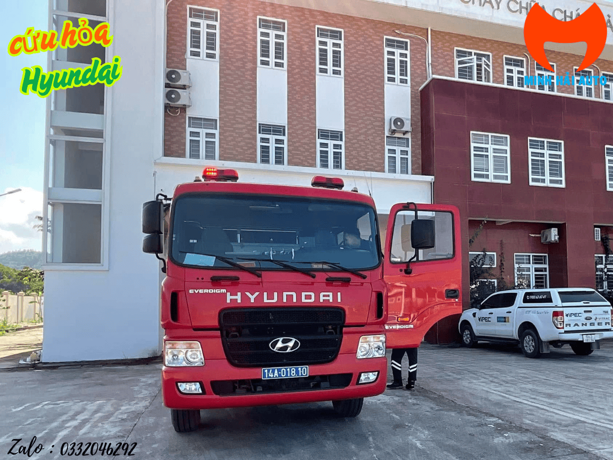 Xe chữa cháy 10 khối Hyundai Everdigm trong môi trường vận hành