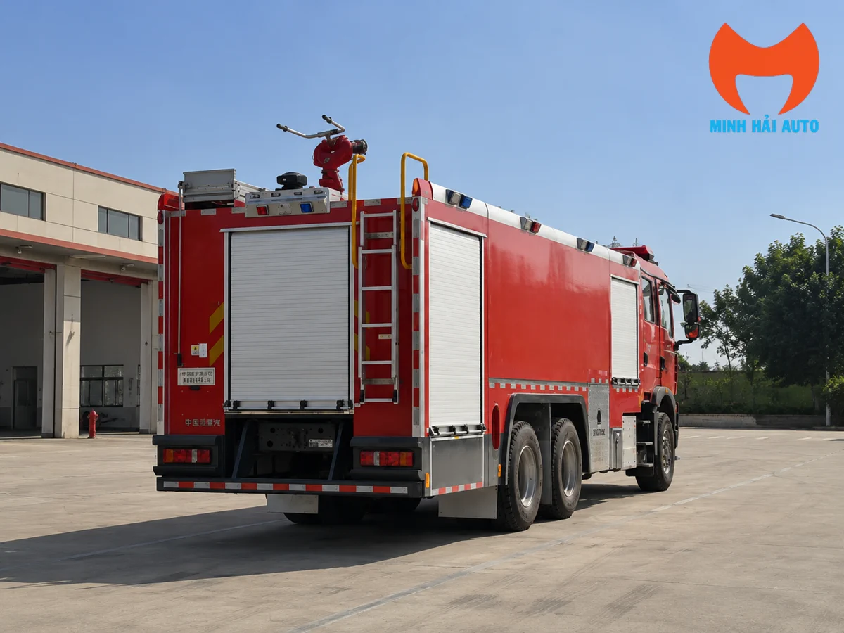 Đội hình xe cứu hỏa cho khu vực rừng sản xuất và đồng cỏ khô