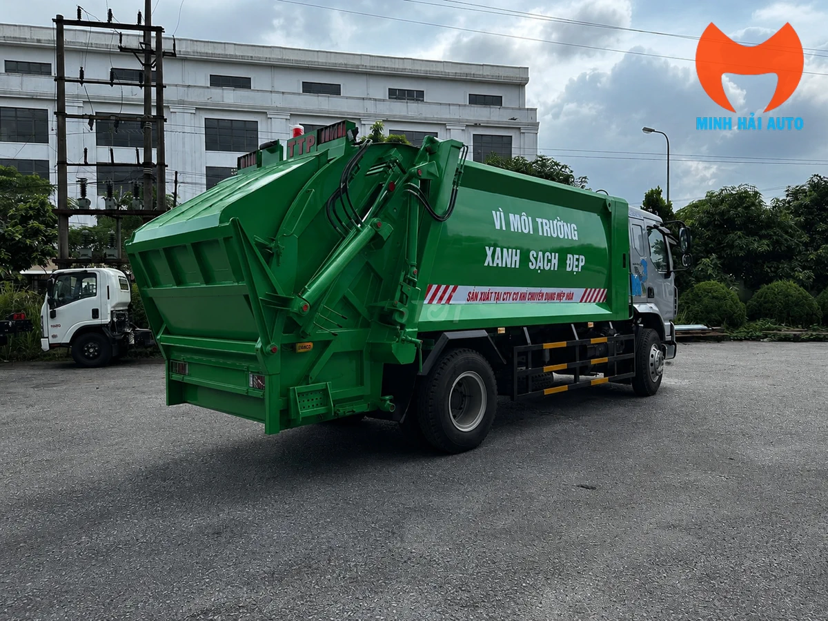 Xe ép rác Chenglong M3 14 khối nhìn từ góc sau