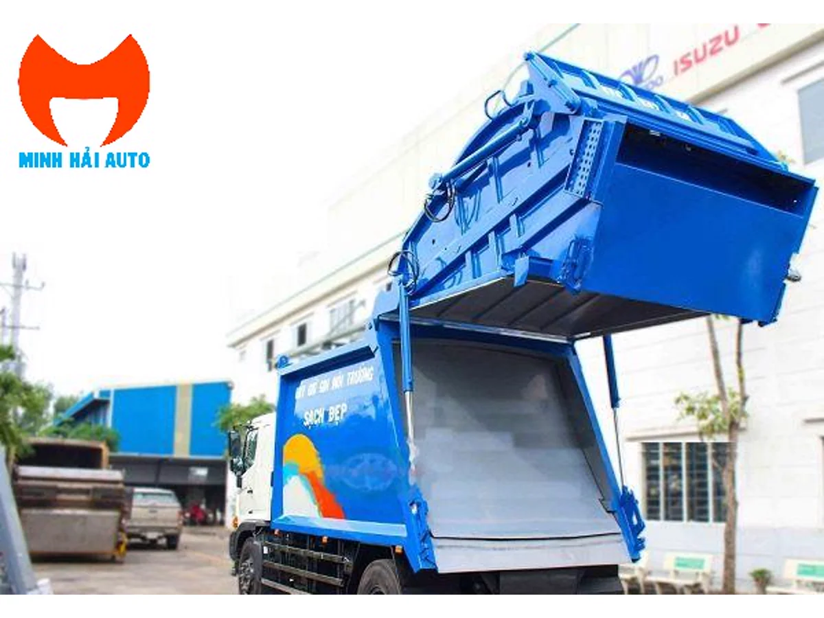 Cụm cửa sau xe ép rác Hino 15 khối được nâng mở