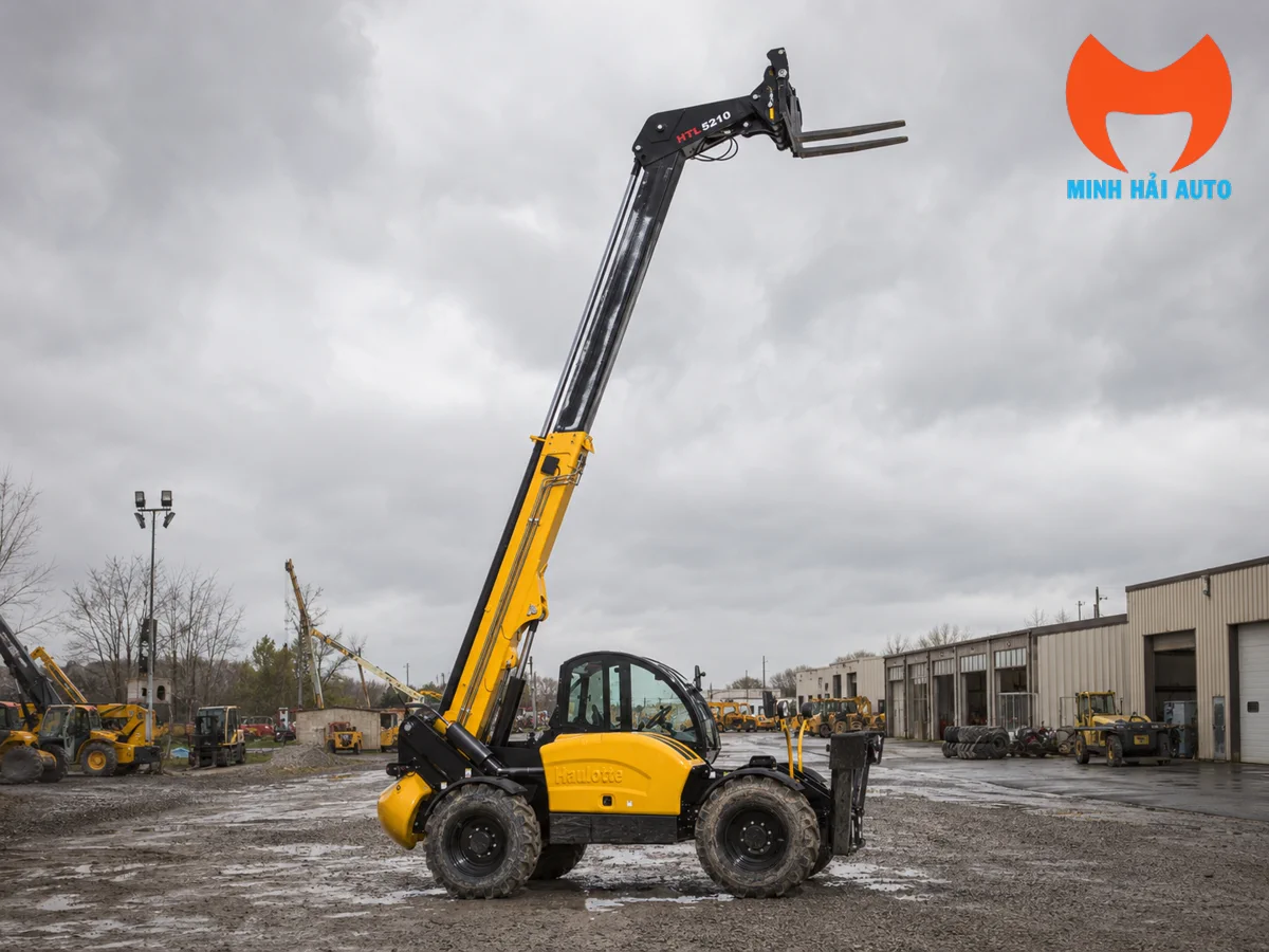 Xe nâng đa năng Haulotte HTL 5210 vươn cần cao
