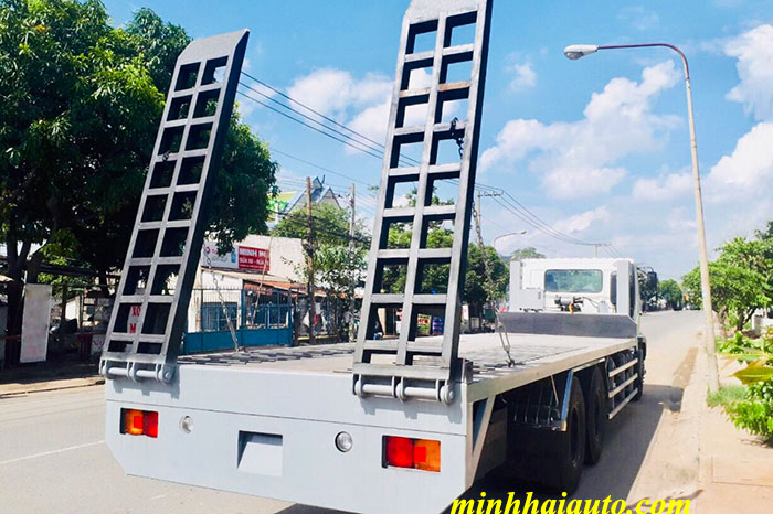 xe nâng đầu hino 3 chân