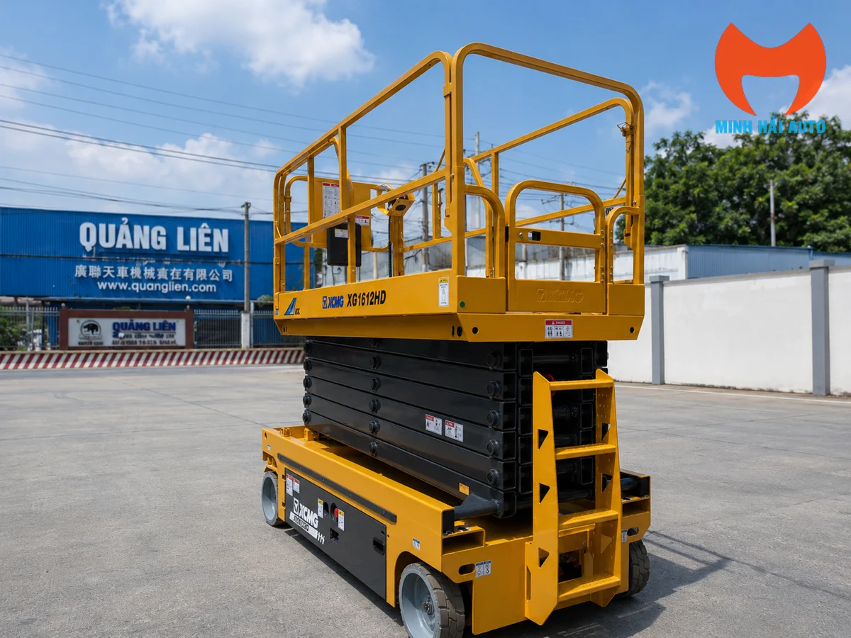 Xe nâng người 16m XCMG XG1612HD nhìn ngang
