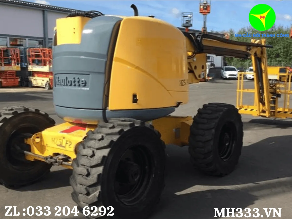 Xe nâng người Haulotte 18m Z-boom tầm với ngang 10,6 m