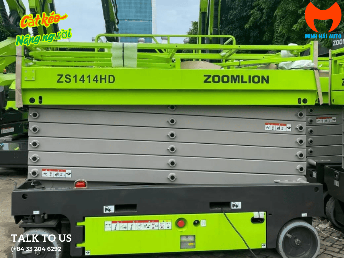 Xe nâng người ZS1012HD-Li bảo trì hệ thống điện trong nhà xưởng