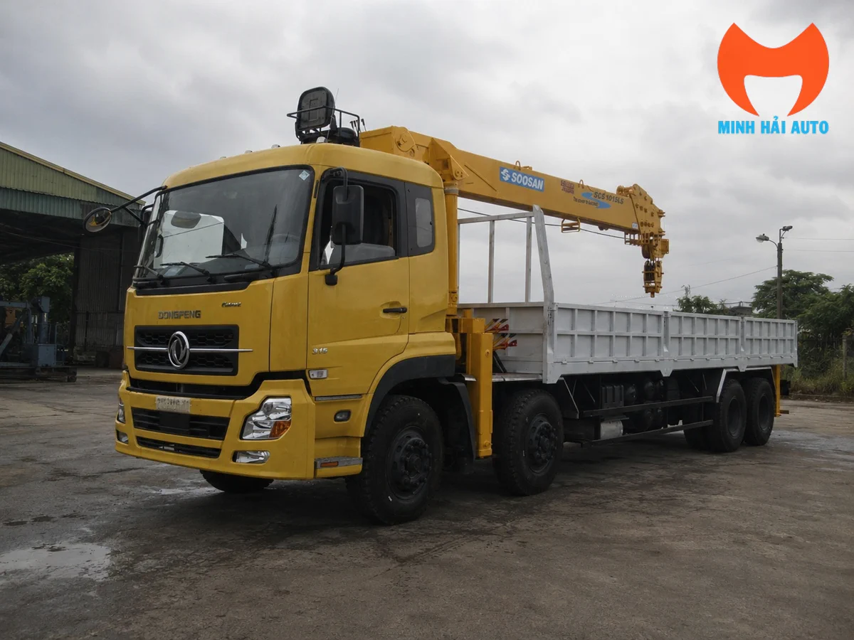 Xe tải Dongfeng gắn cẩu tự hành 10 tấn thùng lửng