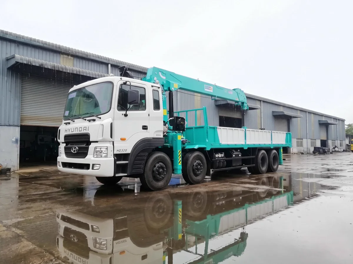 Phương án xe tải gắn cẩu cần được chọn theo tải nâng, bán kính và nhu cầu chở hàng thực tế Phương án xe tải gắn cẩu cần được chọn theo tải nâng, bán kính và nhu cầu chở hàng thực tế