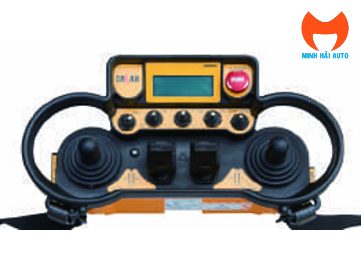 Bộ điều khiển từ xa của xe thang Dasan 18 m